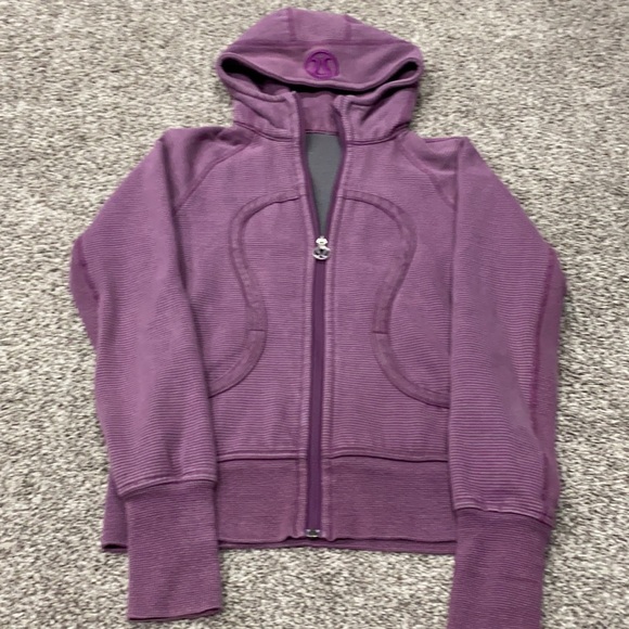 lululemon athletica Tops - Lululemon Scuba Striped Full Zip Hoodie